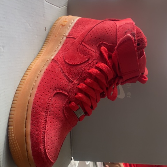 Nike Air Force 1 High Suede University Red Gum (W) - Picture 3 of 4